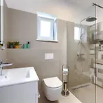 Semesterbostad Karlo By Interhome *