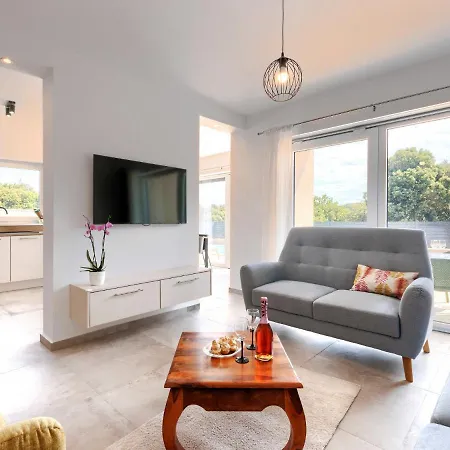 Karlo By Interhome Holiday home Pula
